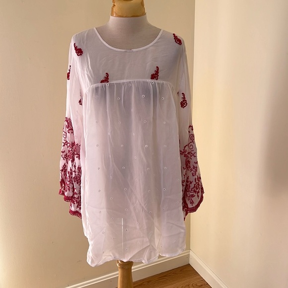 New! Johnny Was XL white Rose stitch sheer blouse.